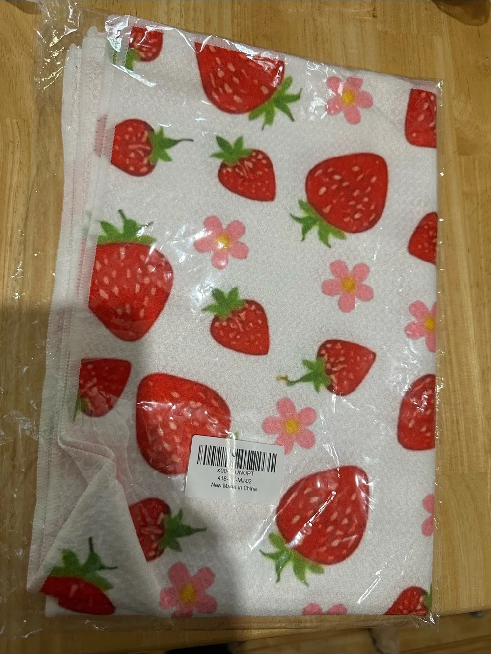 N/A bright strawberry